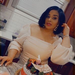 Meet your Posher, Dulce